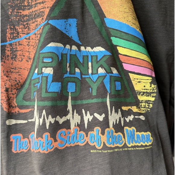Junk Food NWOT Pink Floyd Brushstroke Crop Tee Women’s Size S - Picture 2 of 5